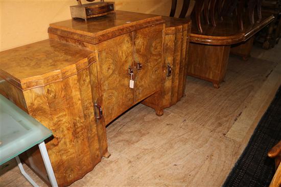 Art Deco burr walnut twin pedestal dining table(-)